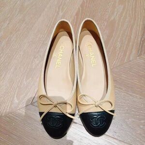CHANEL Beige and Black Cap Toe Ballet Flats
